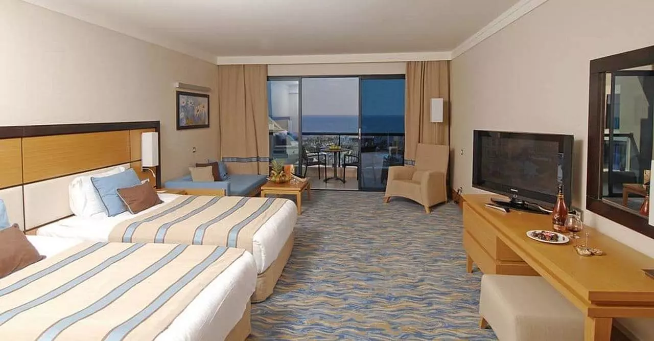 SIDEPRINCESS_SHABAVIZ (32).jpg